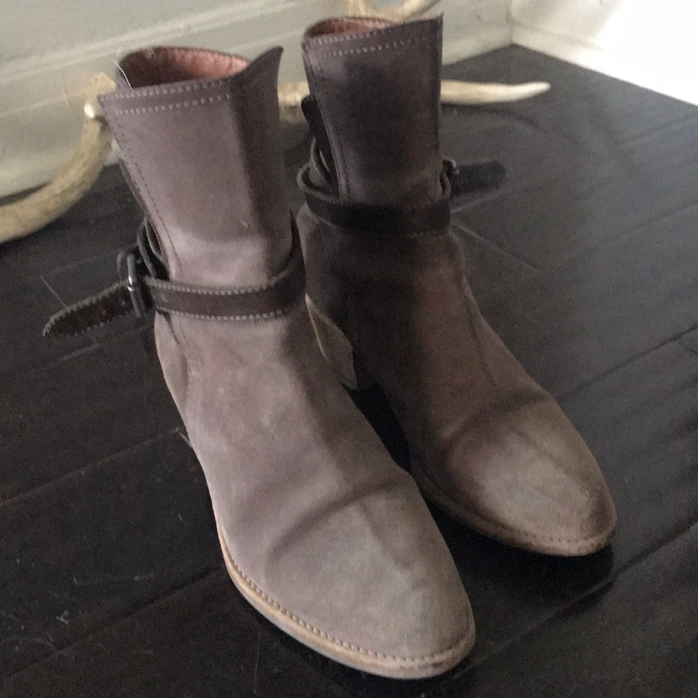 All saints taupe suede boots